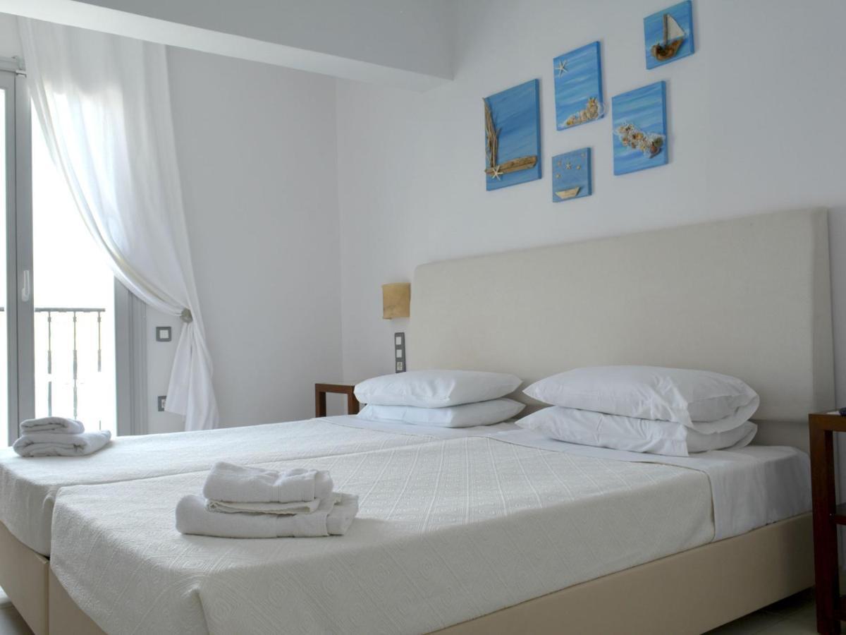 Hotel Aretanassa 3*